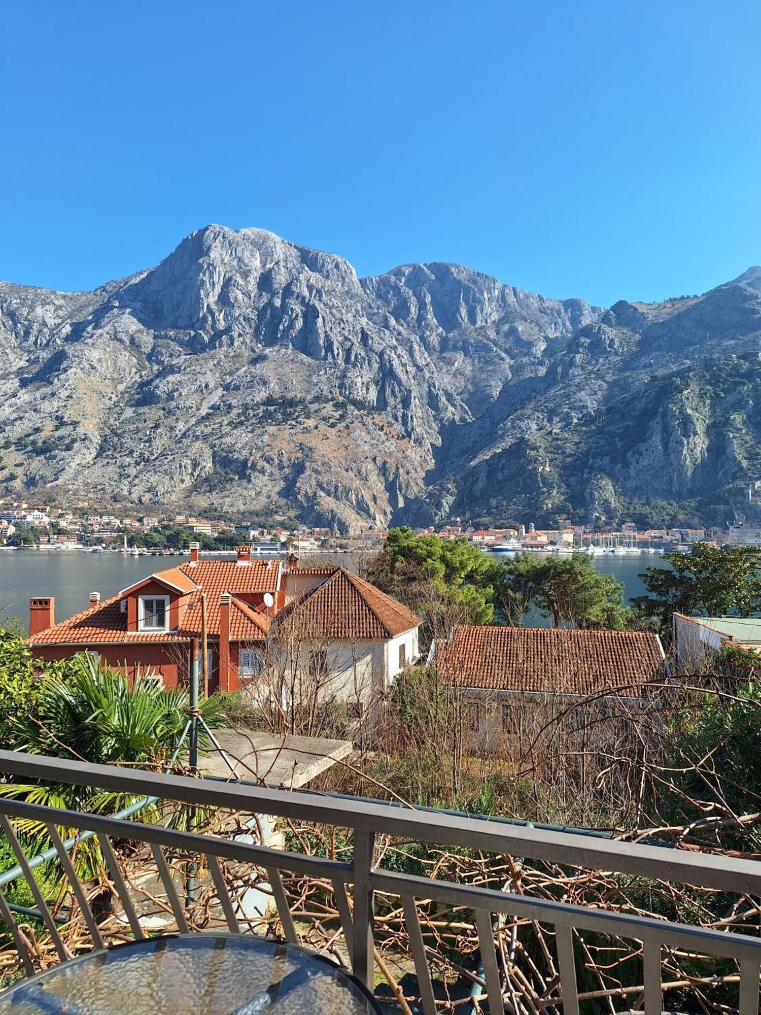 M&B Apartment Kotor Exteriér fotografie